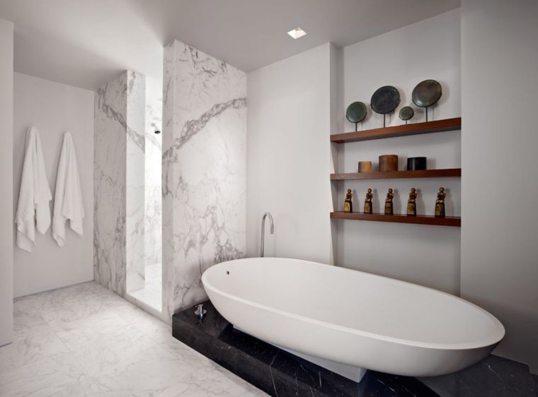 carrelage salle de bain marbre baignoire blanche