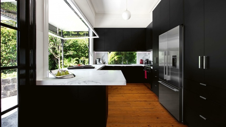 cuisine marbre noire design ilot parquet bois mobilier idée 