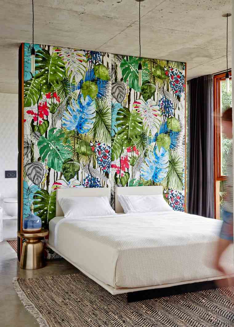 décoration intérieure motifs floraux idée tableau tête de lit chambre à coucher