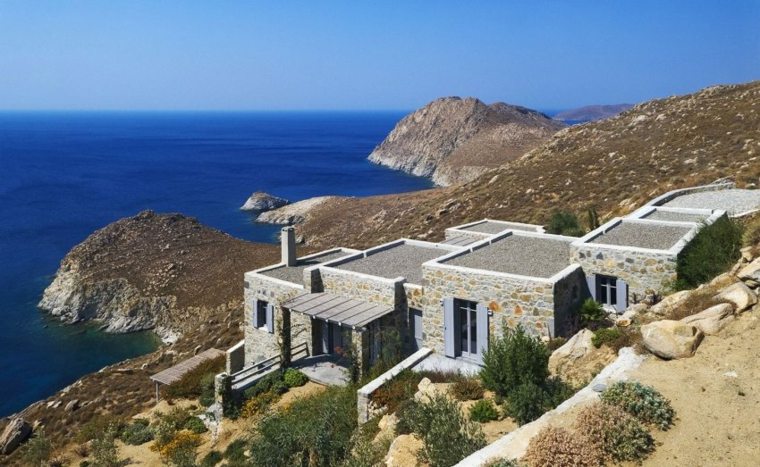 maison en pierre apparente Sérifos Grèce