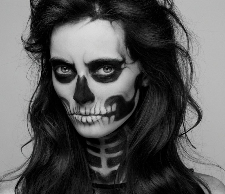 maquillage squelette noir blanc femme fashion