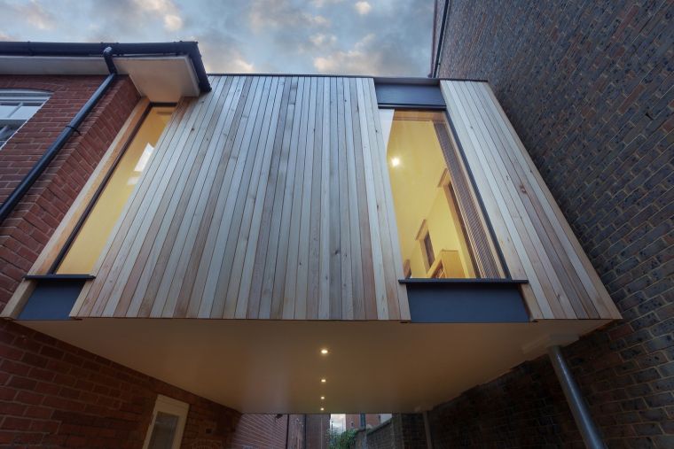 photo extension maison veranda bois moderne