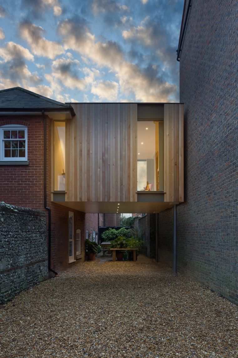 photo extension maison agrandissement design moderne 