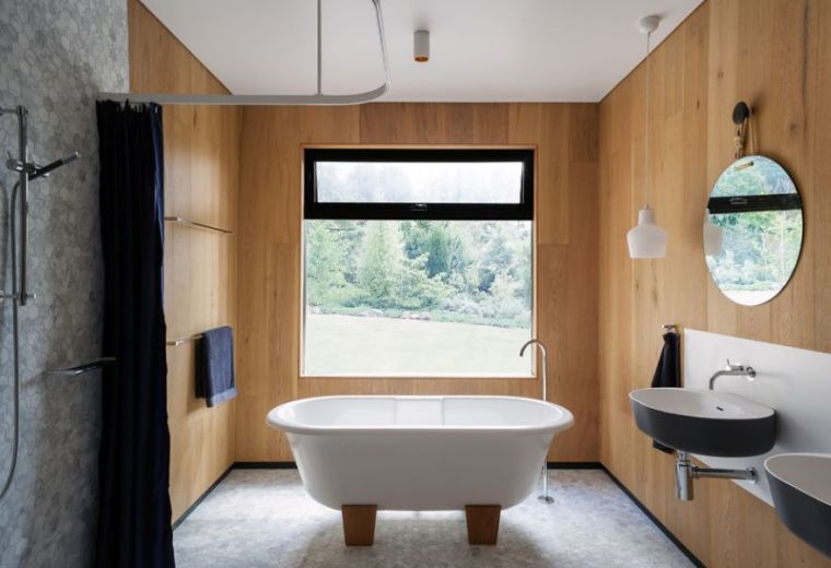 salle de bain tendance deco nature revtement mur bois