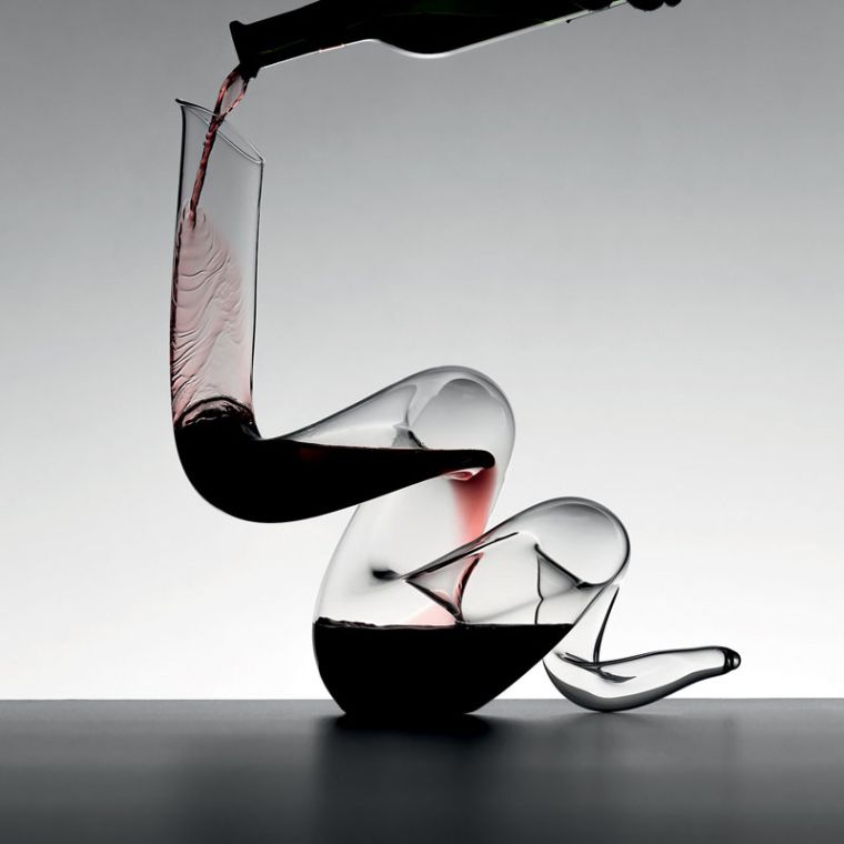 carafe a vin objet deco table moderne design verre