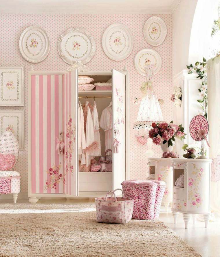 déco chambre fille rose et blanc idée original fleurs bouquet meuble bois