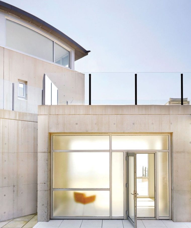 porte entrée verre maison facade moderne beton