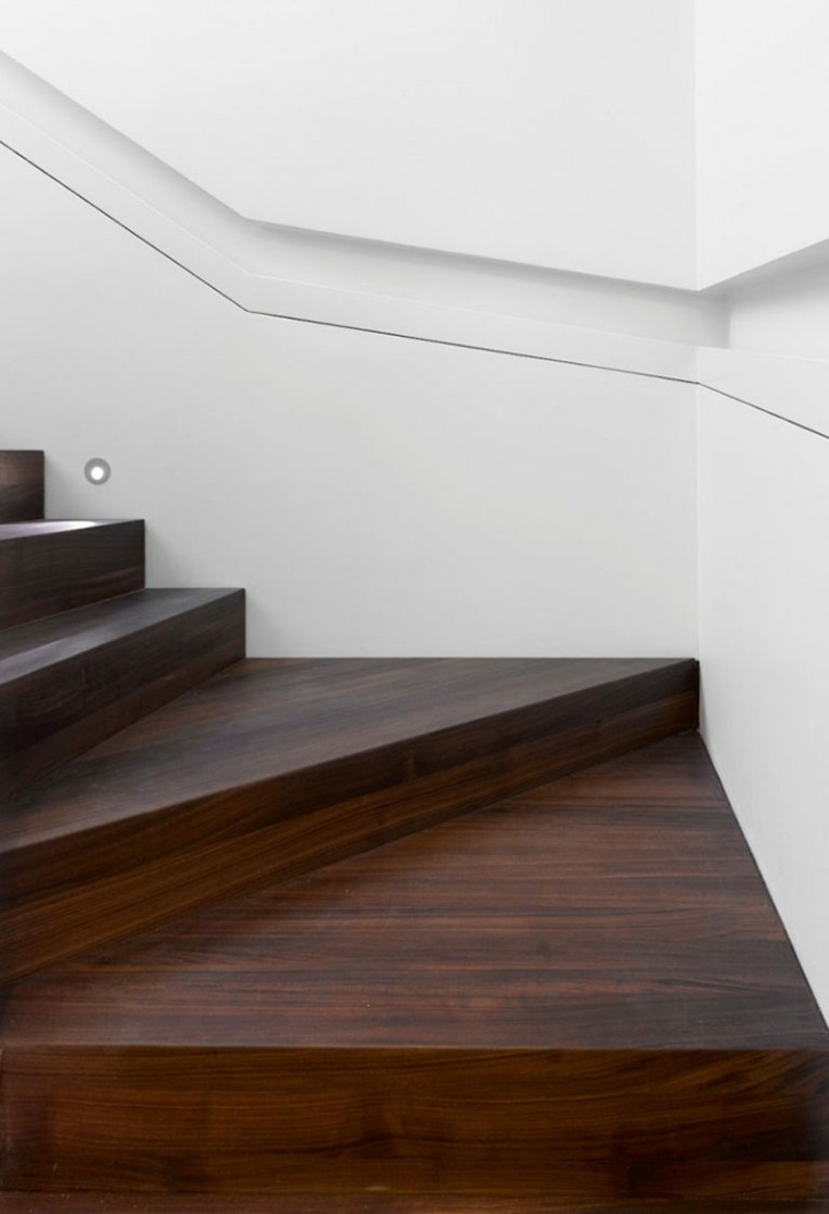 rampe interieur design moderne main courante escalier