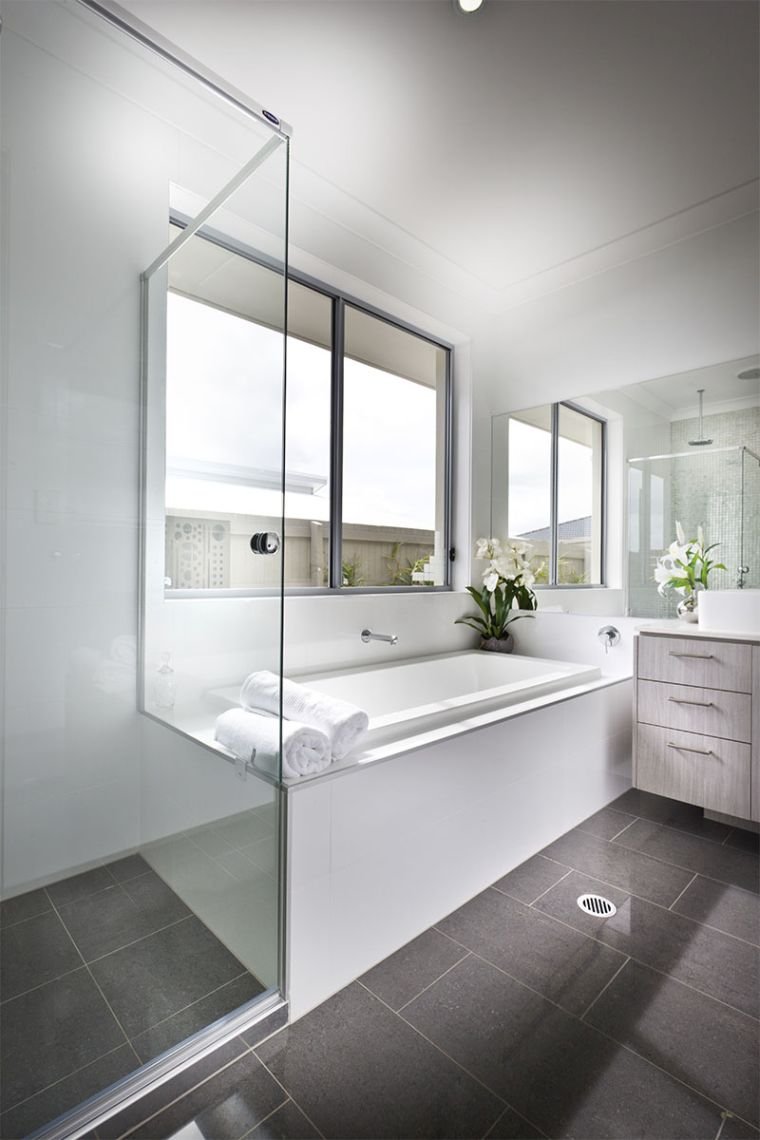 idee deco salle de bain bois et blanc Idée décoration salle de bain