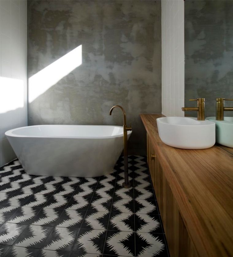 salle de bain gris et blanc vasque meuble bois carrelage damier