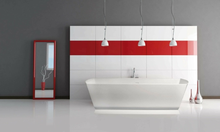 salle de bains moderne design baignoire idée mur déco luminaire suspension