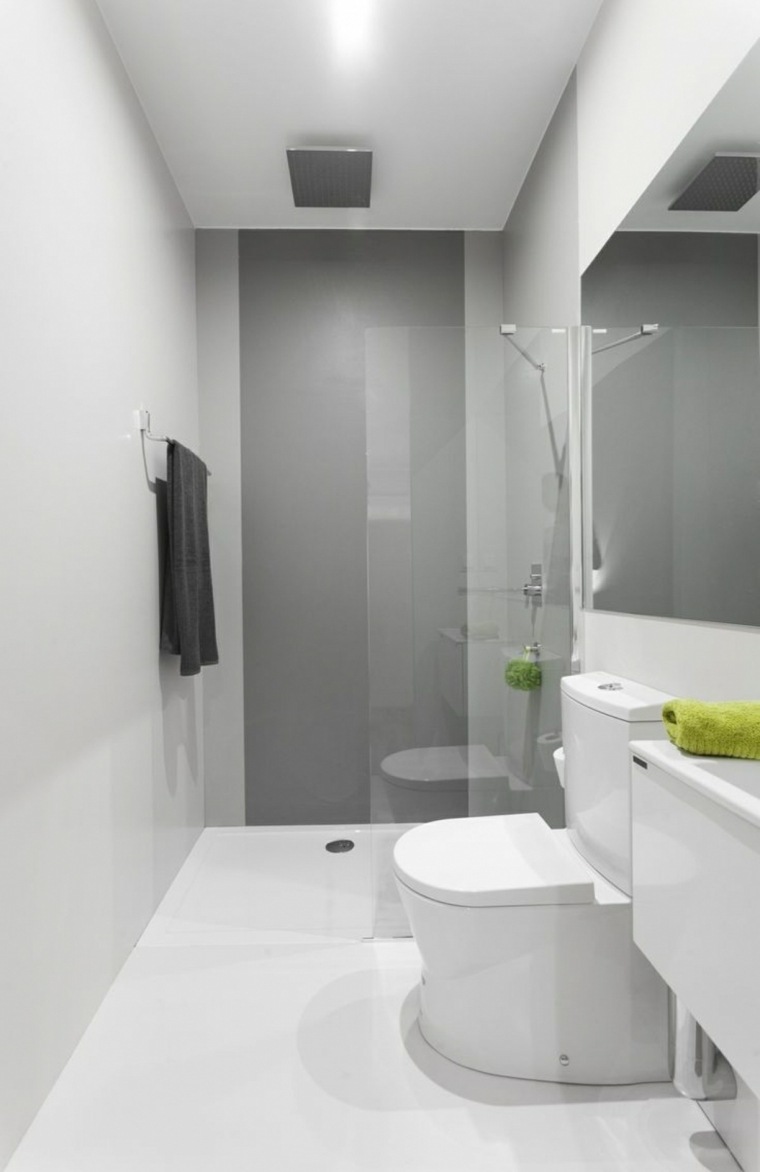 petite salle de bains de style minimaliste idée toilettes vasque blanche