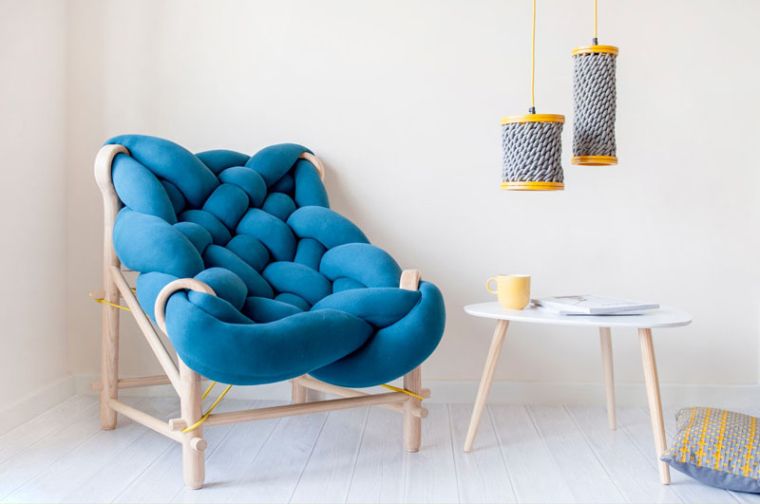 meuble original bois tissu bleu decoration accessoire salon design