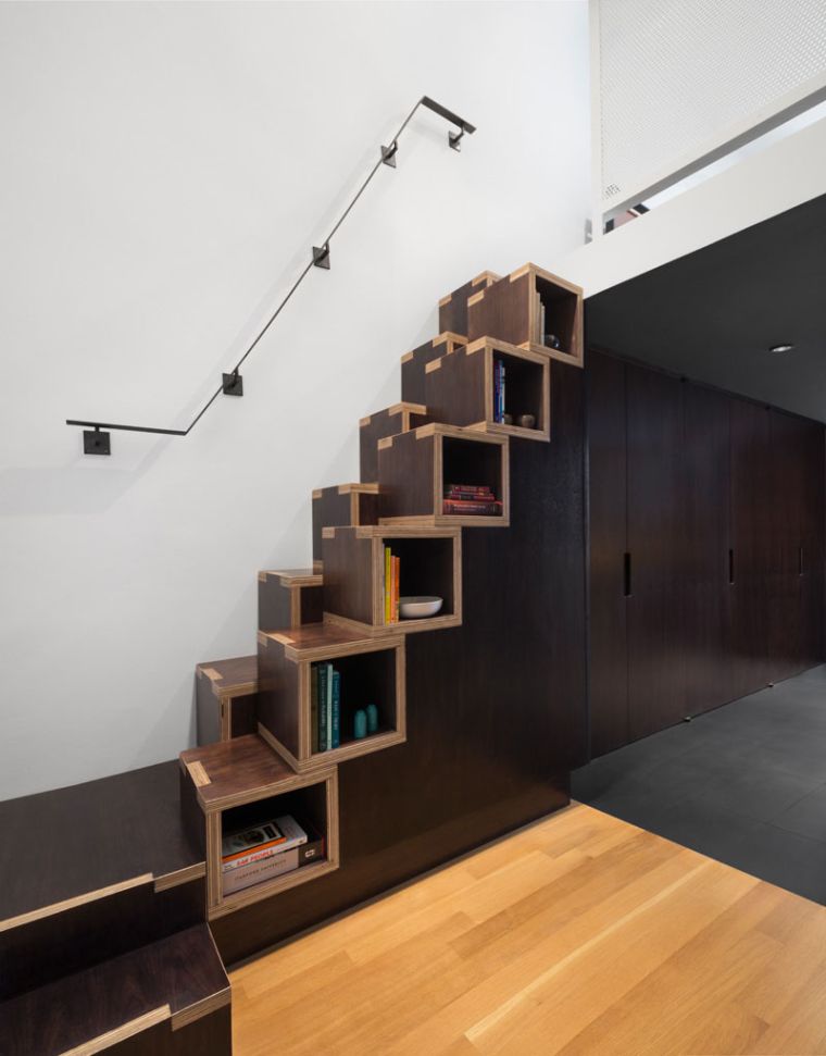 modele petit escalier bibliotheque noire main courante metal