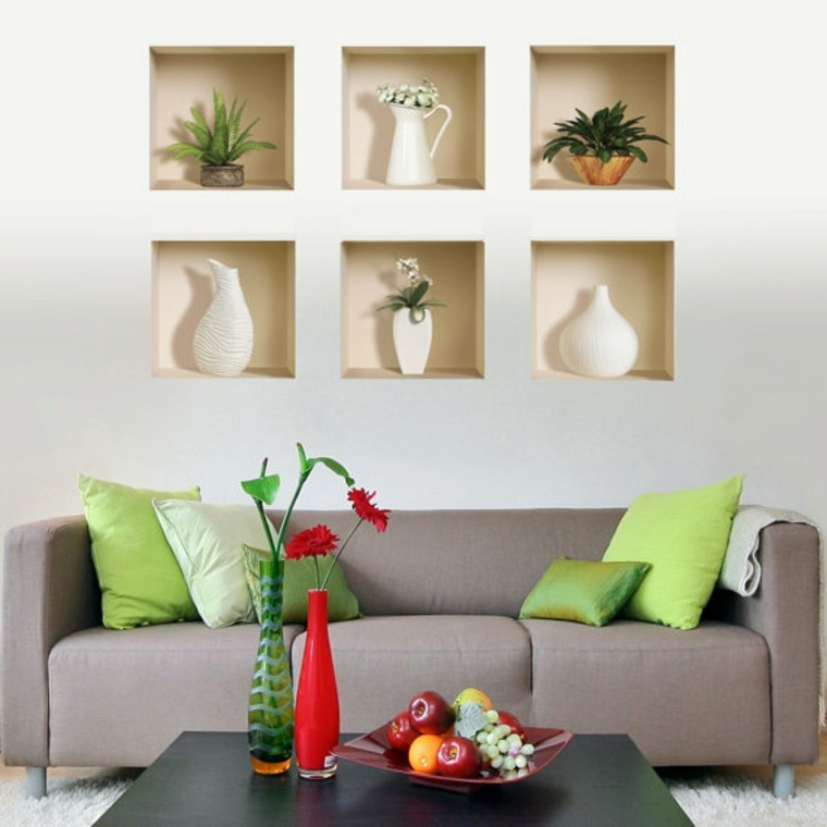 espace salon idée optimiser étagères canapé gris coussins table basse déco fleurs