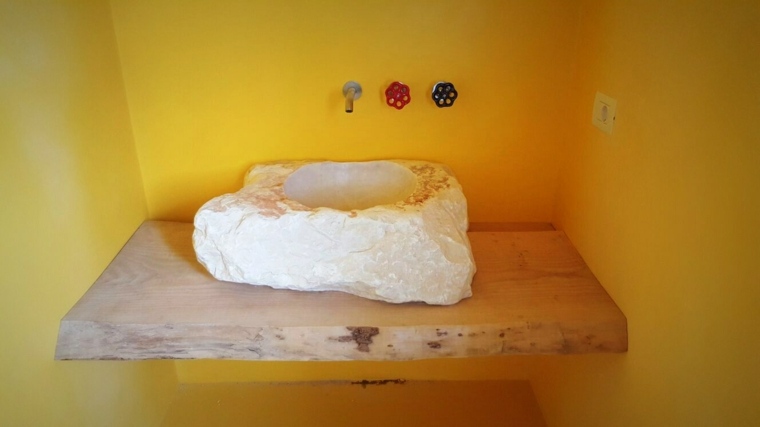 design salle de bain lavabo pierre naturelle plan de travail en bois