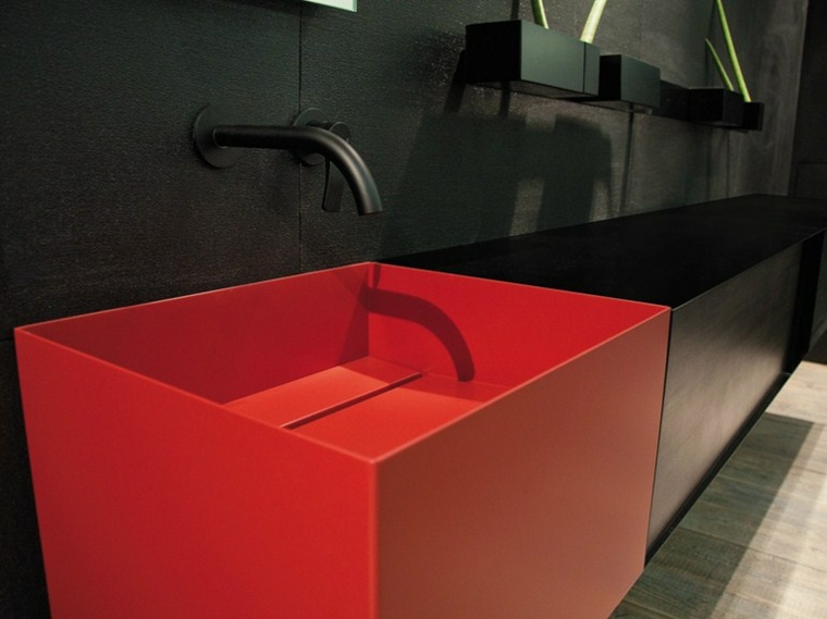 design salle de bains vasque rouge moderne intérieur pièce d'eau
