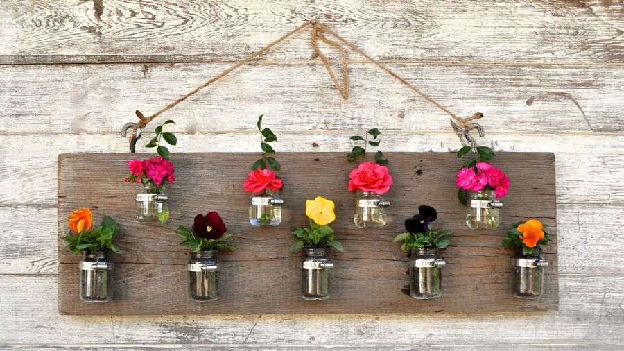 idee jardiniere originale pot de fleurs verre bois