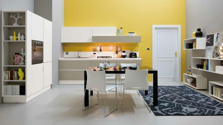 placard cuisine blanche atsuce etagere ouverte couleur deco mur jaune