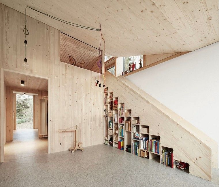 escalier bois idée espace ranger moderne tendance luminaire suspension