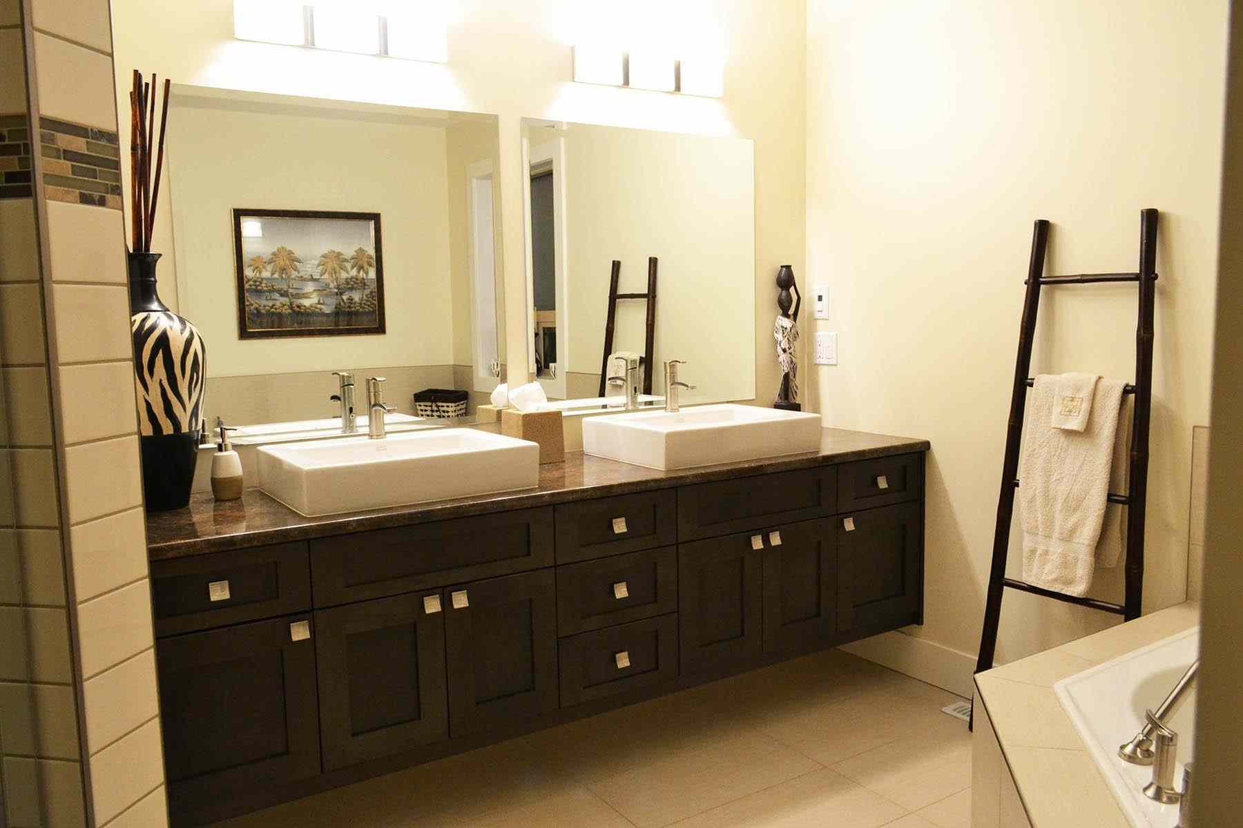 salle de bains elegante et moderne