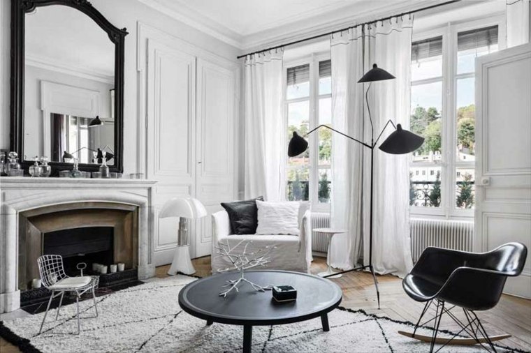salon idée déco intérieur tapis de sol table basse luminaire noir chaise design