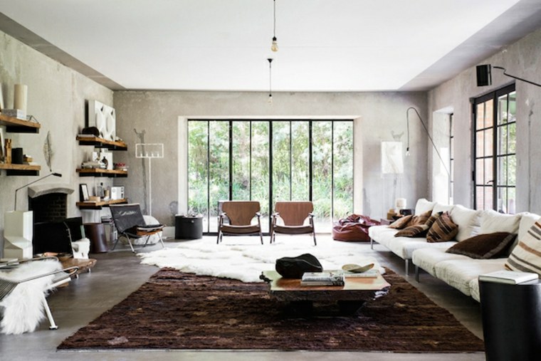 salon style industriel décorer idée intérieur tapis de sol marron luminaire suspension