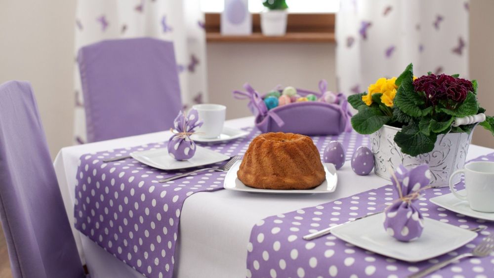table deco maison violet paques
