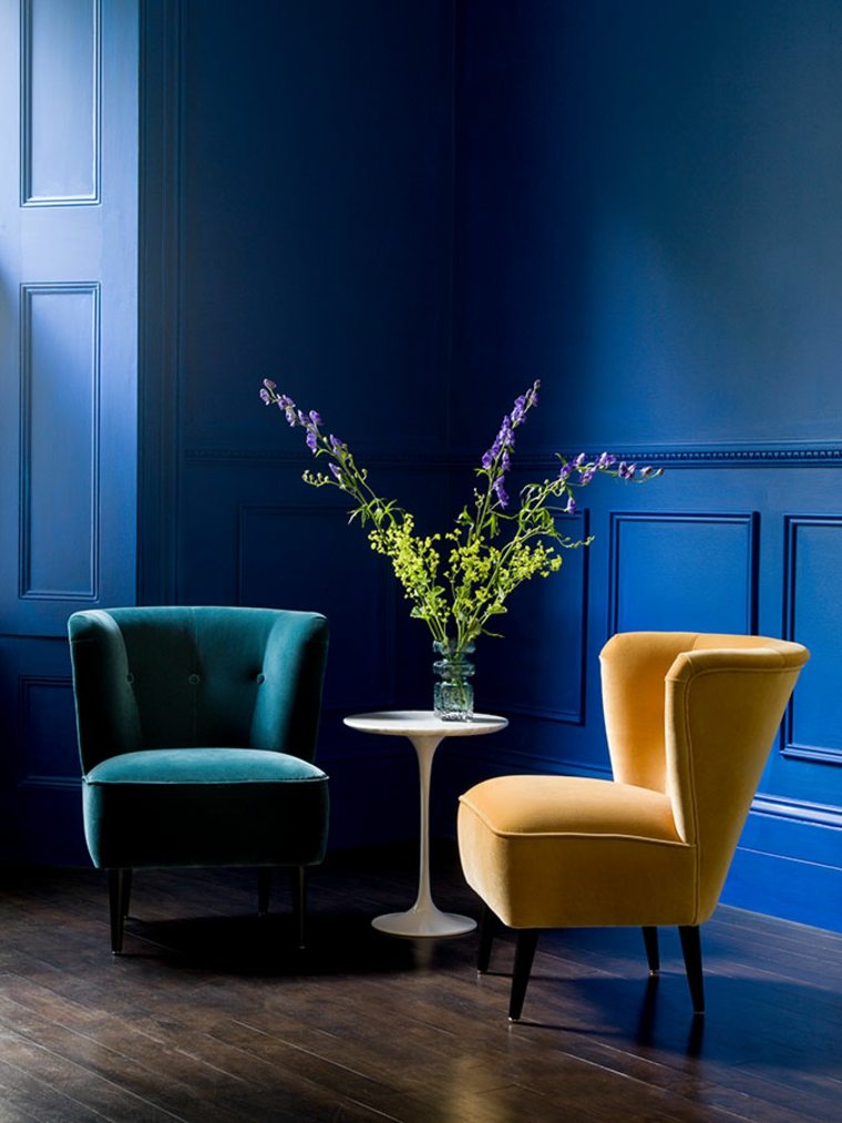 tendance couleur salon bleu idée mur peinture fauteuil tendancee