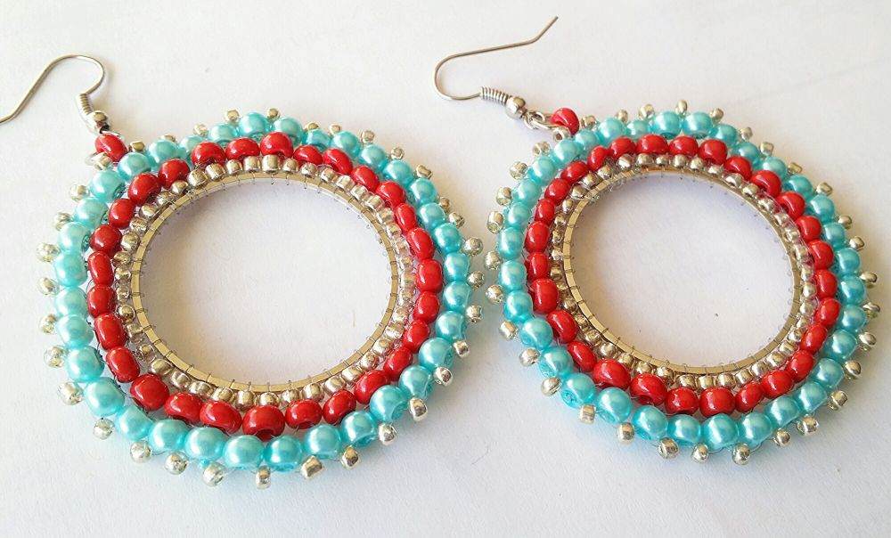 bijoux oreillers accessoires turquoise rouge boheme