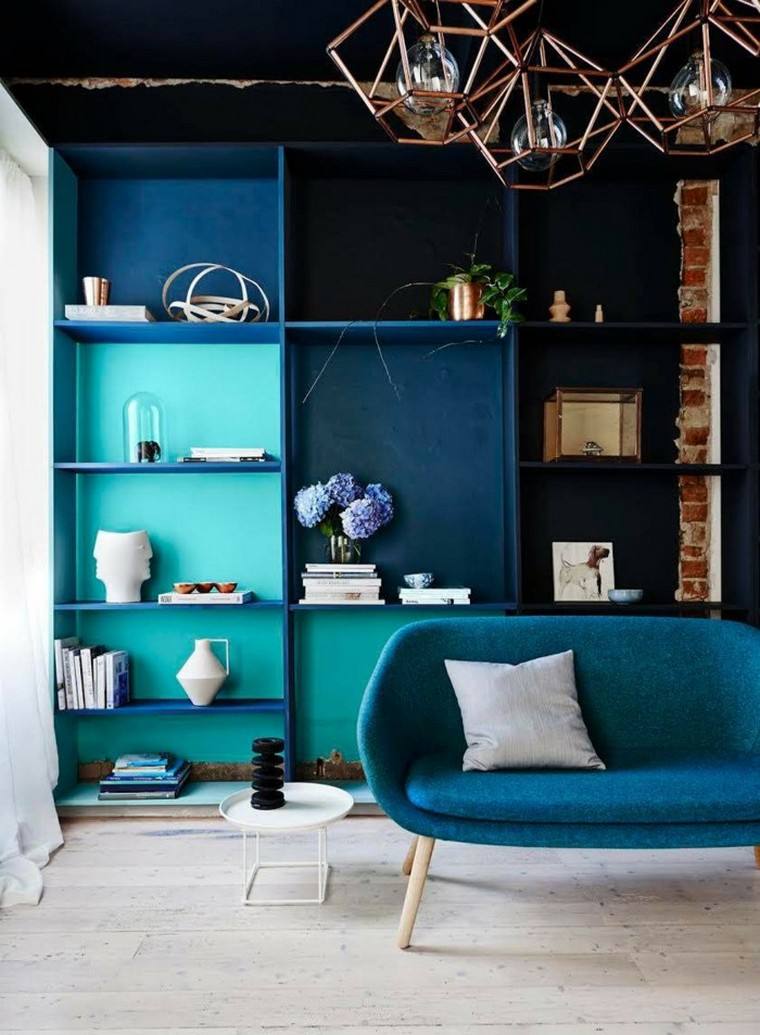 déco bleu salon idée luminaire canapé bleu étagère bleu bois