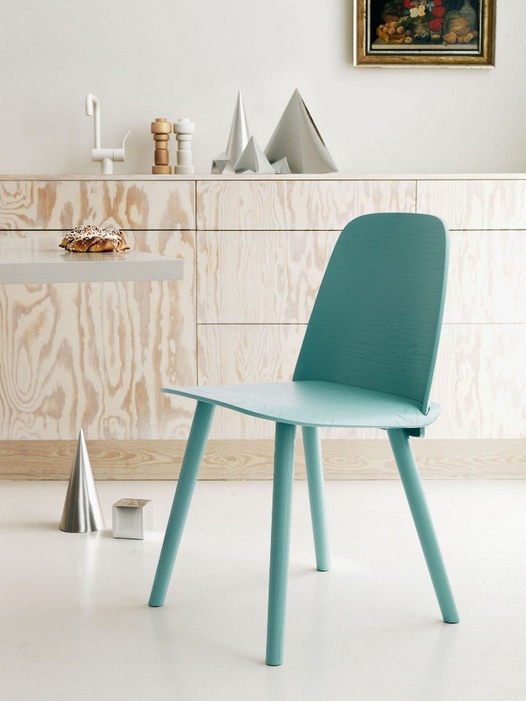 chaise design contemporain chêne bois meuble idée tableau mur