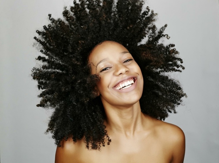 cheveux noirs afro type style boucle coupe degradee resized