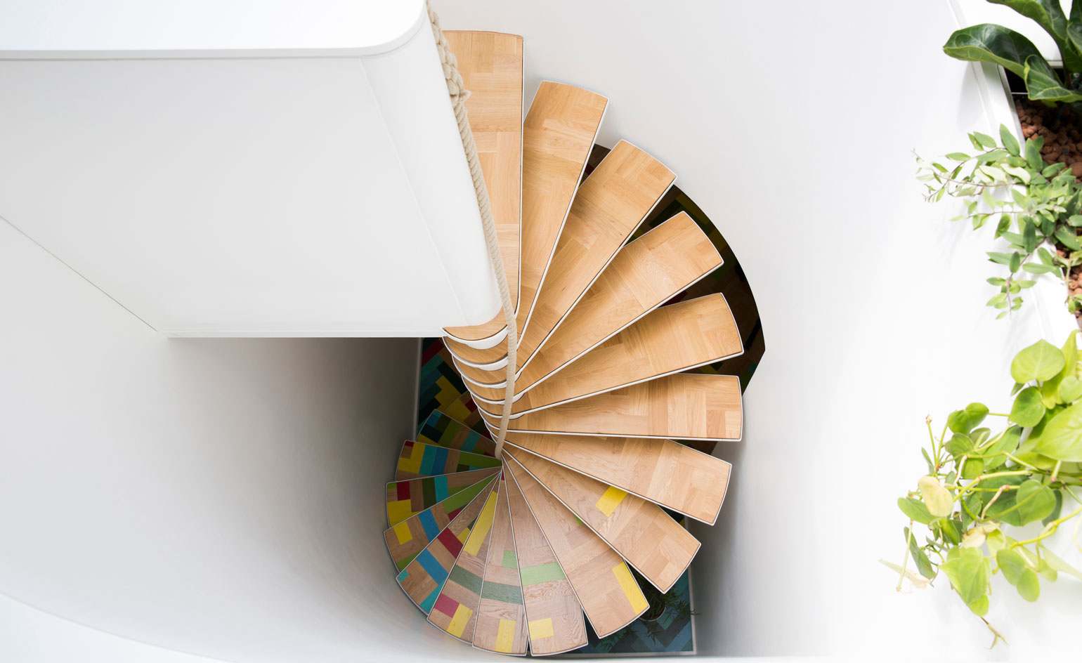 escalier en bois design interieur maison tendance