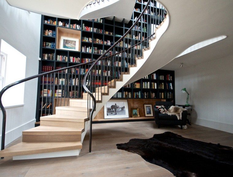 escalier bois métal bibliothèque design idée parquet bois