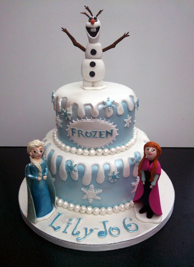 gâteau anniversaire reine des neiges deux étages fille six ans