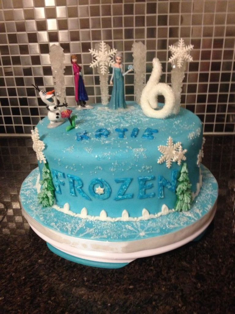gâteau anniversaire reine des neiges fille six ans