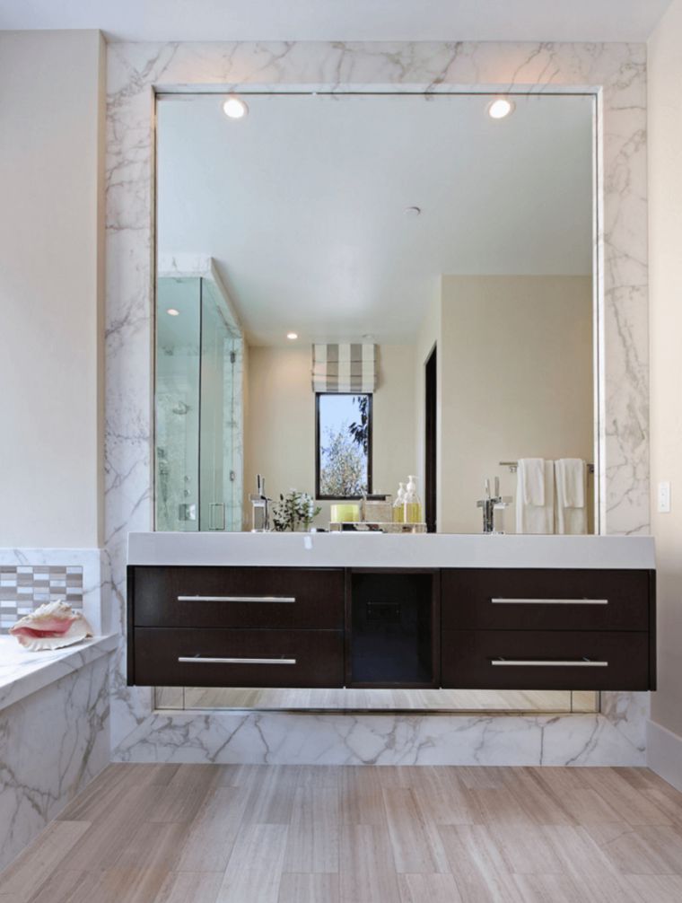 grand miroir contemporain marbre idee de deco salle de bain photo