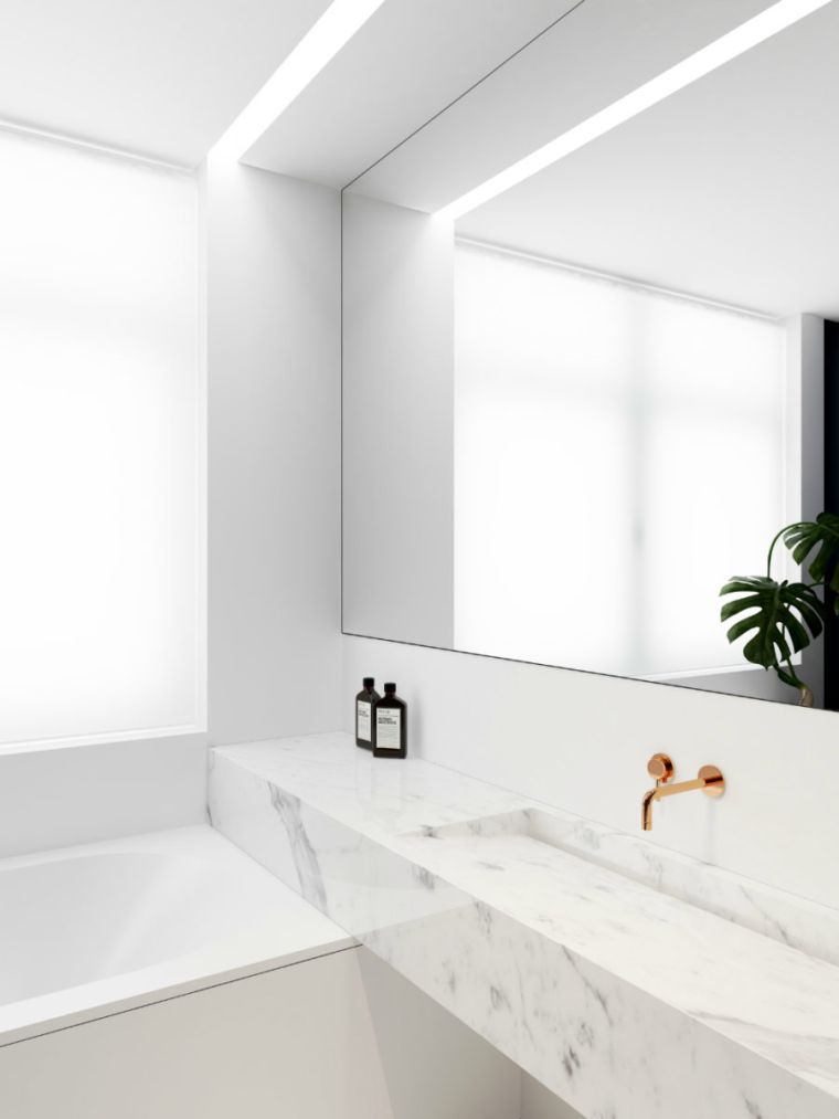 grand miroir contemporain salle de bain design modele robinetterie cuivre