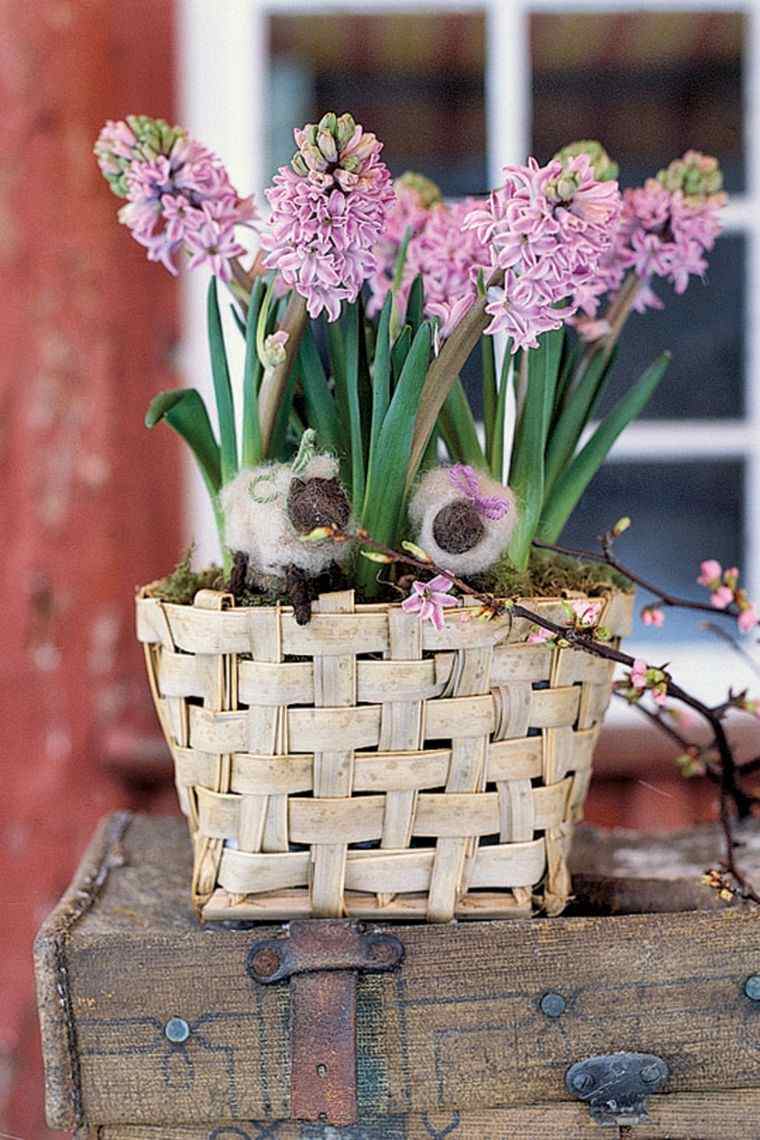 idée déco table paques decoration repas table paniers fleurs hyacinthe