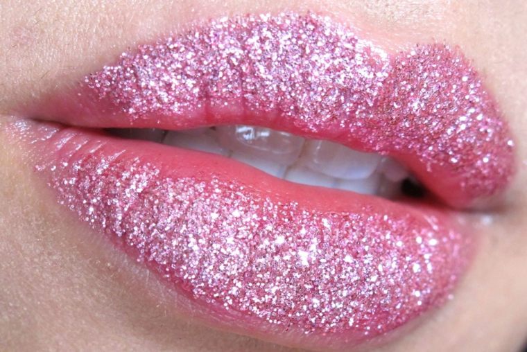 maquillage tendance 2017 lèvres rose cosmique