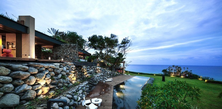 terrasse piscine idée pierre revêtir sol bois piscine extérieur maison moderne