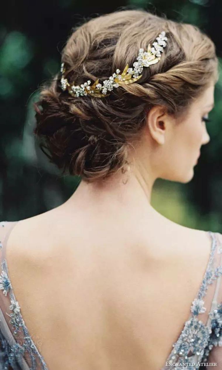 accessoire-cheveux-mariage-vigne-chignon-tuto-tresse-simple-couronne-fleurs