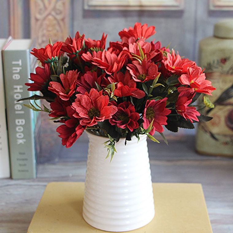deco-table-mariage-rouge-et-blanc-fleurs-pivoine-vase