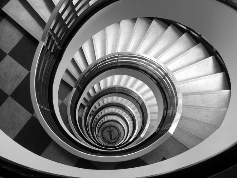 escalier gris noir elegant style