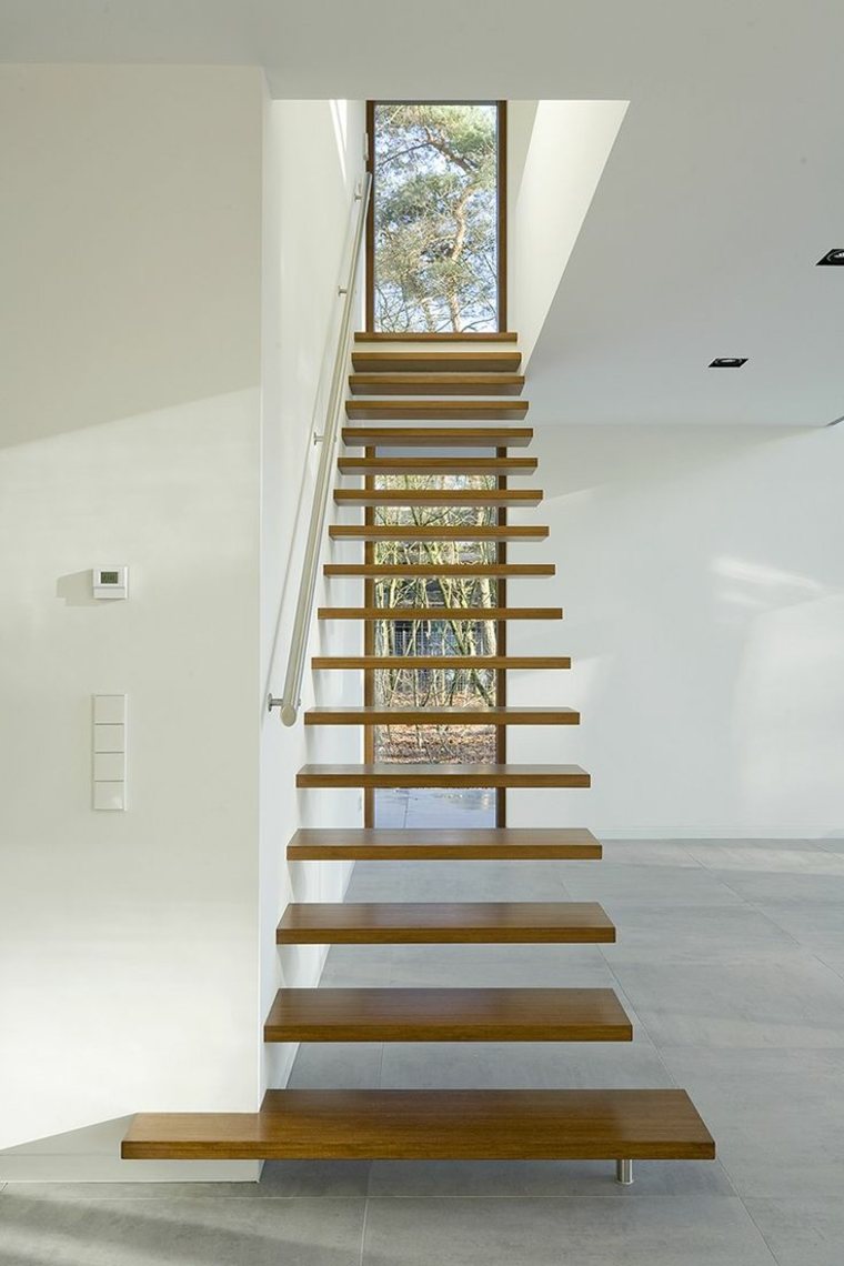 escalier-moderne-escalier-suspendu-marches-bois-main-courante-aluminium-peinture-blanche