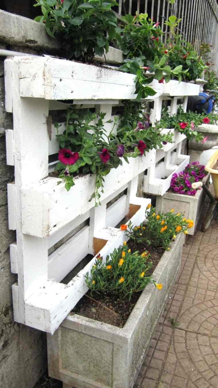 jardin vertical meuble bois faire une jardiniere palettes idee de decoration ecologique