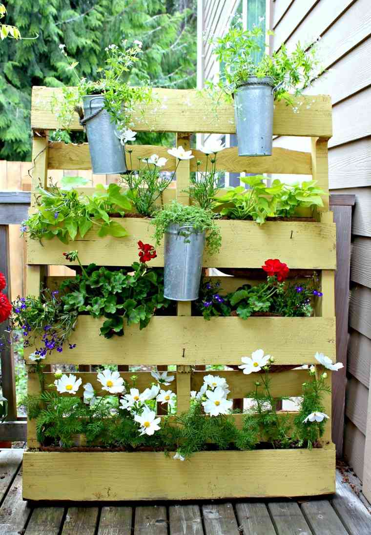 jardinière en palette pas cher idee jardin vertical photo
