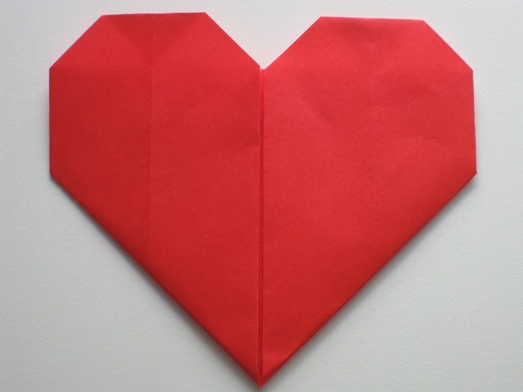 origami-coeur-papier-rouge-idee