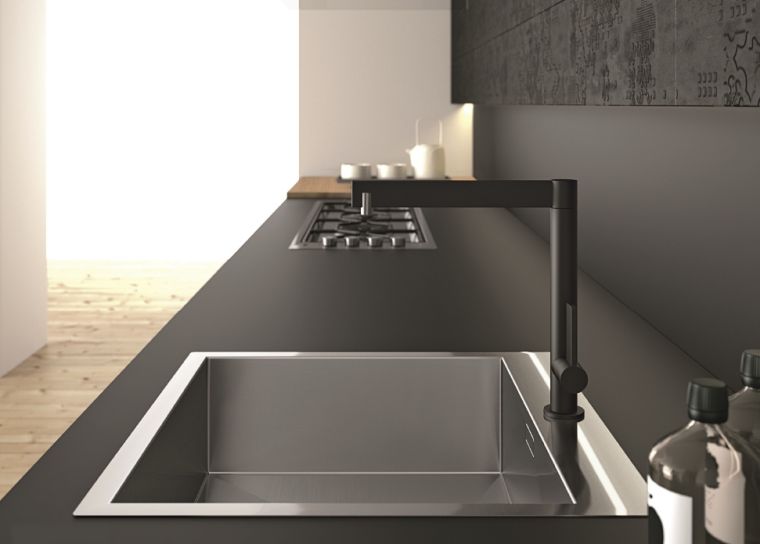 plan de travail en granit noir plaques-cuisson-robinetterie-design-cuisine